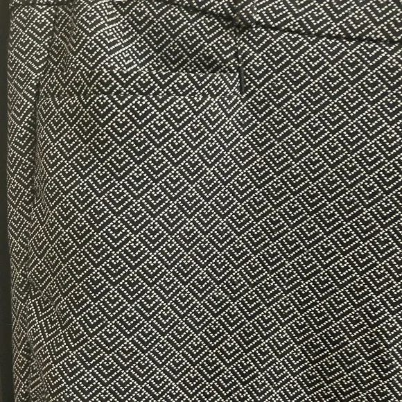 Ladies Gray Patterned Pants - Picture 2 of 7